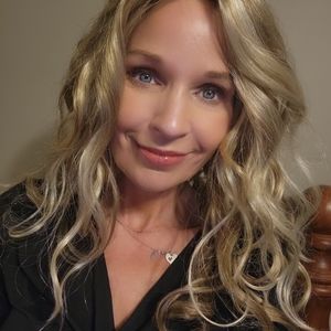 Meet your Posher, Melanie